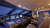 Motor yacht KAWAI -  Wheelhouse